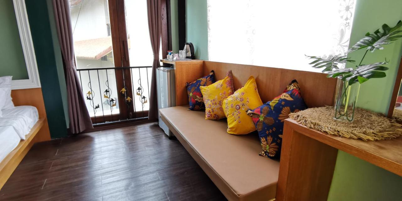 Island Cafe&Hostel Koh Lipe Exterior photo